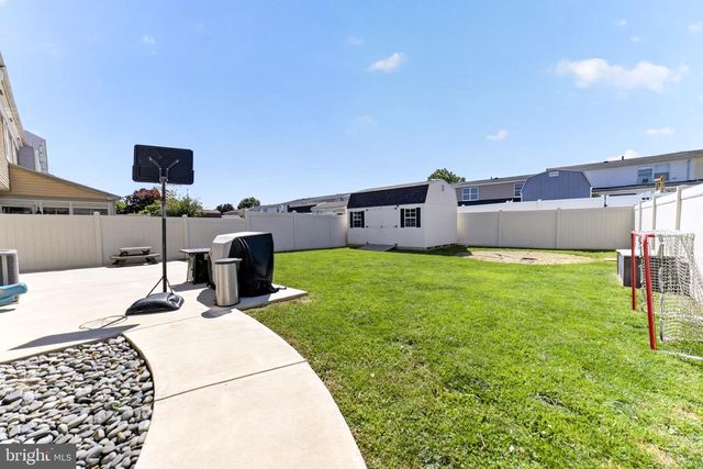 5725 CAVALIER CT, Bensalem, PA 19020