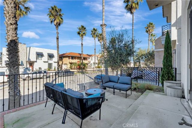 310 18th Street, Huntington Beach, CA 92648