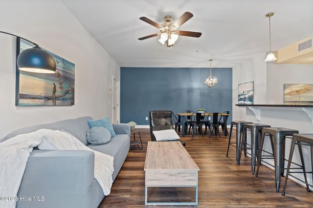 123 Covil Avenue Unit 301, Wilmington, NC 28403