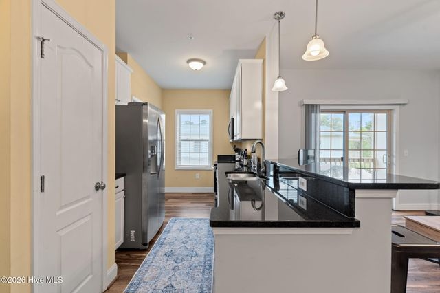 123 Covil Avenue Unit 301, Wilmington, NC 28403