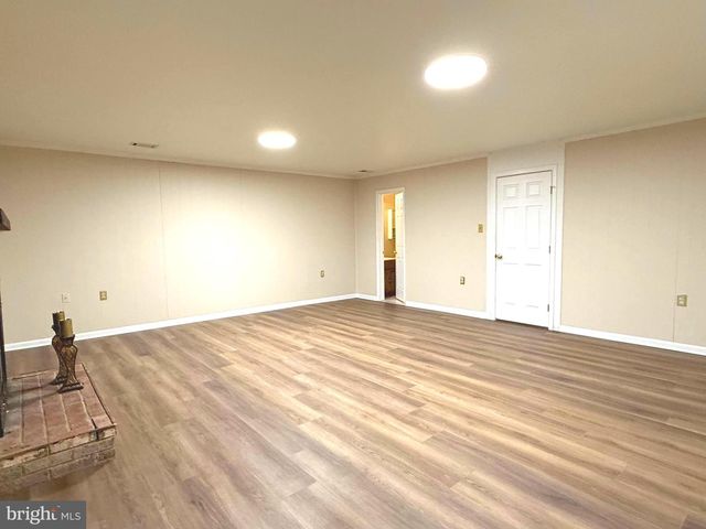 11382 CROMWELL CT, Woodbridge, VA 22192