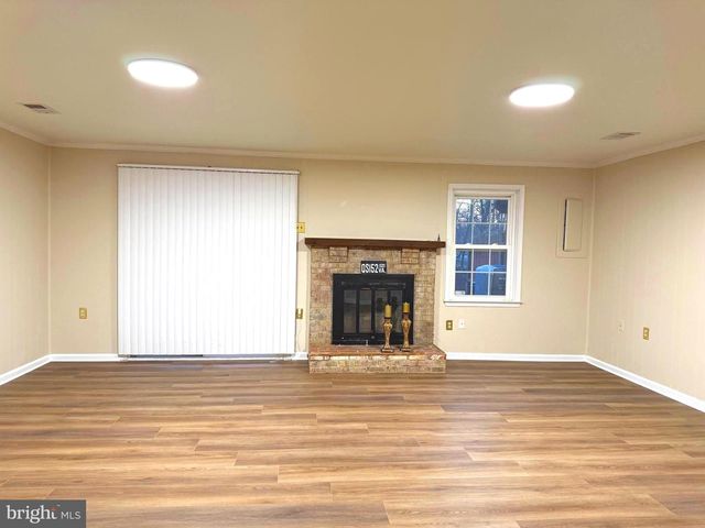 11382 CROMWELL CT, Woodbridge, VA 22192