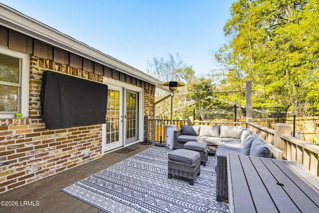 706 Jane Way, Beaufort, SC 29902