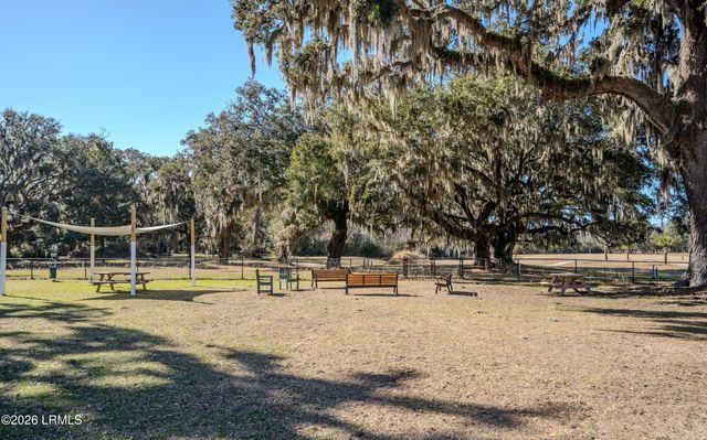 706 Jane Way, Beaufort, SC 29902