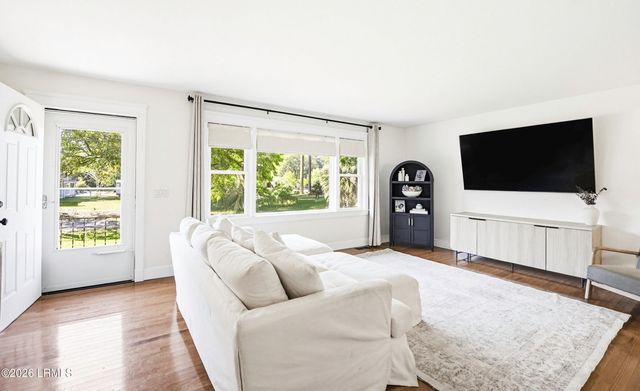 706 Jane Way, Beaufort, SC 29902