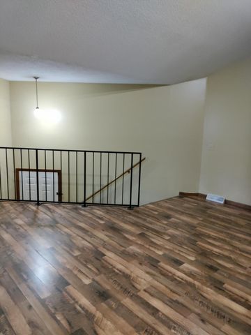 1006 PARK DE VILLE PL, Columbia, MO 65203