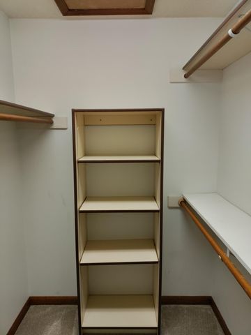 1006 PARK DE VILLE PL, Columbia, MO 65203