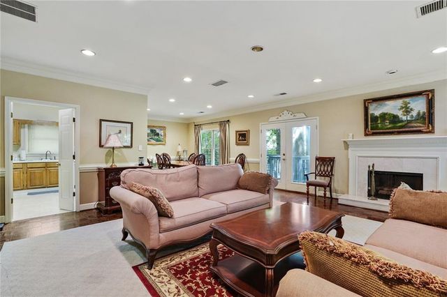 3203 Lenox Road NE 6, Atlanta, GA 30324