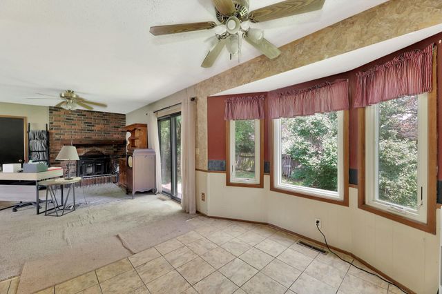 420 Renee Dr, Andover, KS 67002