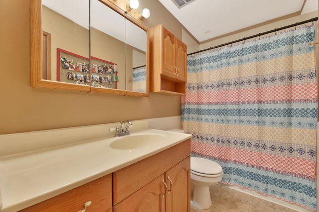 420 Renee Dr, Andover, KS 67002