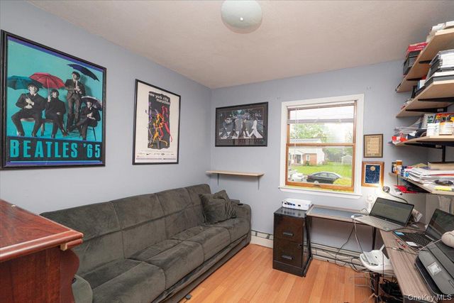 219 Kensington Avenue, Bayport, NY 11705