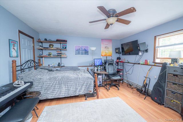 219 Kensington Avenue, Bayport, NY 11705