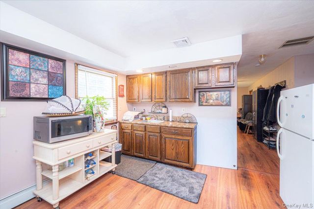 219 Kensington Avenue, Bayport, NY 11705