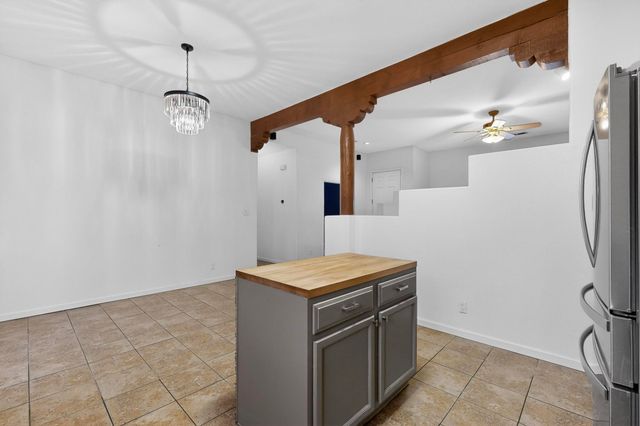 6524 Valentine, Santa Fe, NM 87507