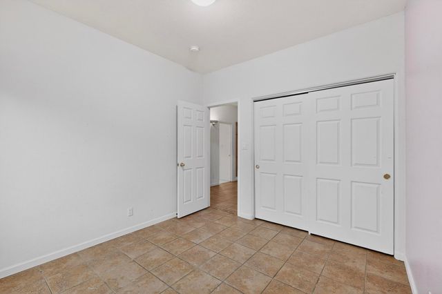 6524 Valentine, Santa Fe, NM 87507