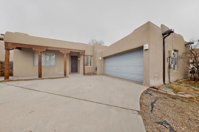 6524 Valentine, Santa Fe, NM 87507