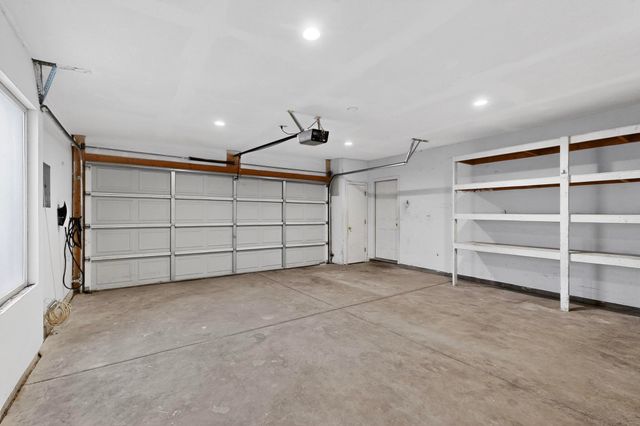 6524 Valentine, Santa Fe, NM 87507