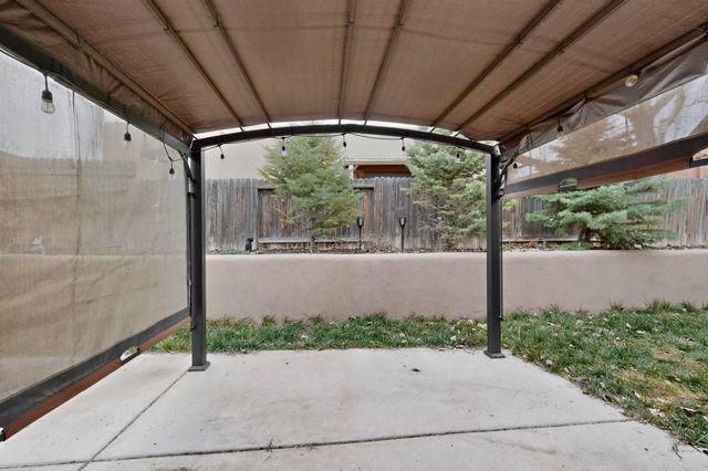 6524 Valentine, Santa Fe, NM 87507