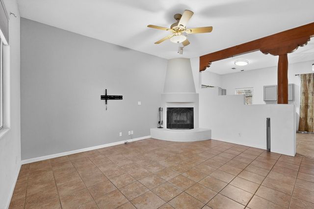 6524 Valentine, Santa Fe, NM 87507
