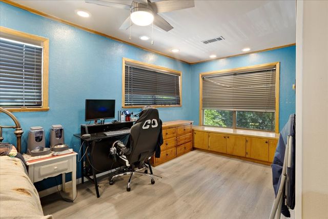 8 Vancouver Place, Sherman, TX 75092