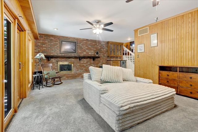 8 Vancouver Place, Sherman, TX 75092