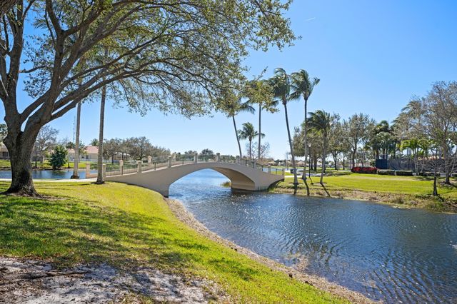 8418 Arima Lane, Wellington, FL 33414