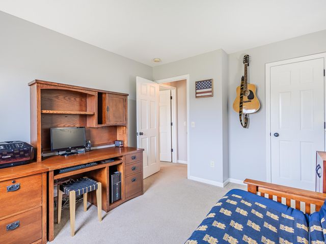 6705 Creekwood Lane, Fort Wayne, IN 46835