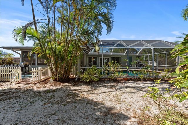 7860 HOLIDAY DRIVE, Sarasota, FL 34231