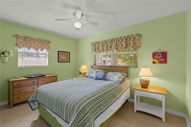 7860 HOLIDAY DRIVE, Sarasota, FL 34231