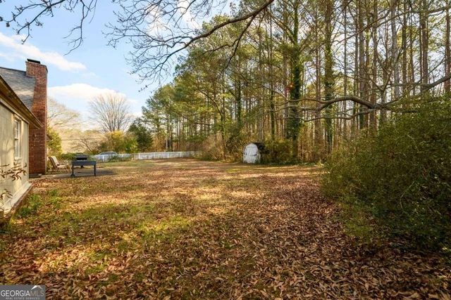 4304 Riverside Drive SW, Lilburn, GA 30047