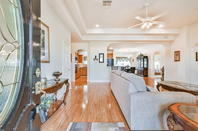 1925 42nd Avenue N, Texas City, TX 77590