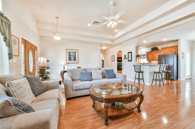 1925 42nd Avenue N, Texas City, TX 77590