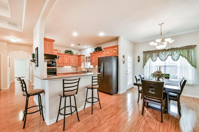 1925 42nd Avenue N, Texas City, TX 77590