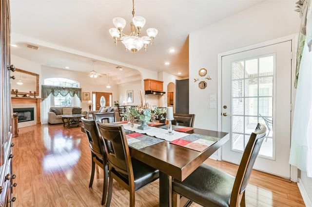 1925 42nd Avenue N, Texas City, TX 77590