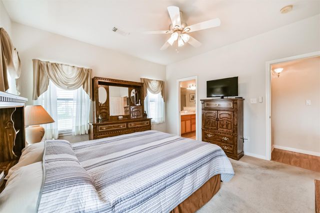 1925 42nd Avenue N, Texas City, TX 77590