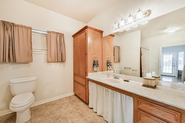 1925 42nd Avenue N, Texas City, TX 77590