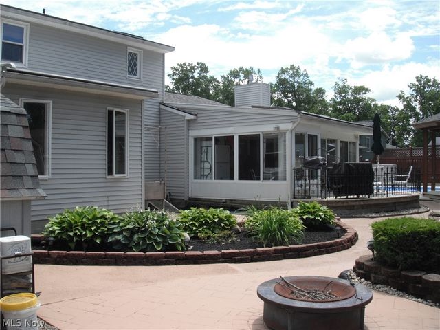 4816 Edgewood Drive, Lorain, OH 44053