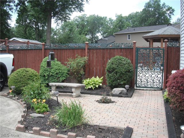 4816 Edgewood Drive, Lorain, OH 44053
