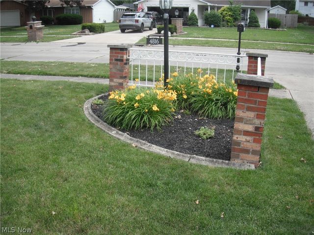 4816 Edgewood Drive, Lorain, OH 44053