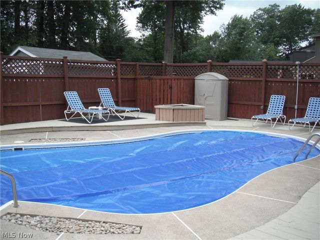 4816 Edgewood Drive, Lorain, OH 44053
