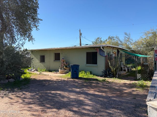 468 N IRONWOOD Drive, Apache Junction, AZ 85120
