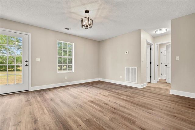 1104 Highland Dr., Mullins, SC 29574
