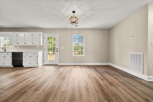1104 Highland Dr., Mullins, SC 29574