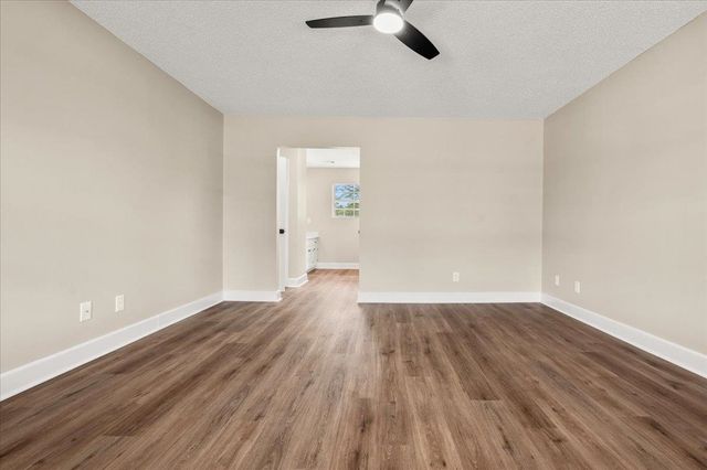 1104 Highland Dr., Mullins, SC 29574