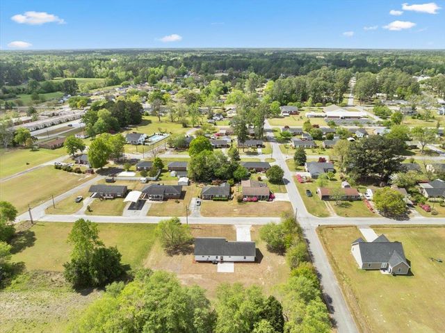 1104 Highland Dr., Mullins, SC 29574