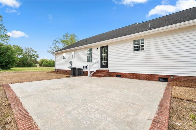1104 Highland Dr., Mullins, SC 29574
