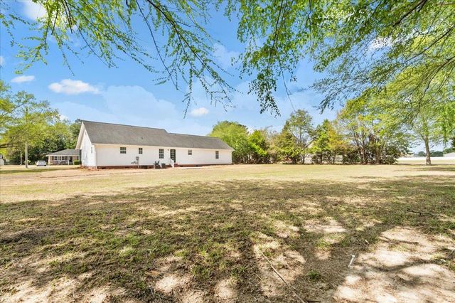 1104 Highland Dr., Mullins, SC 29574