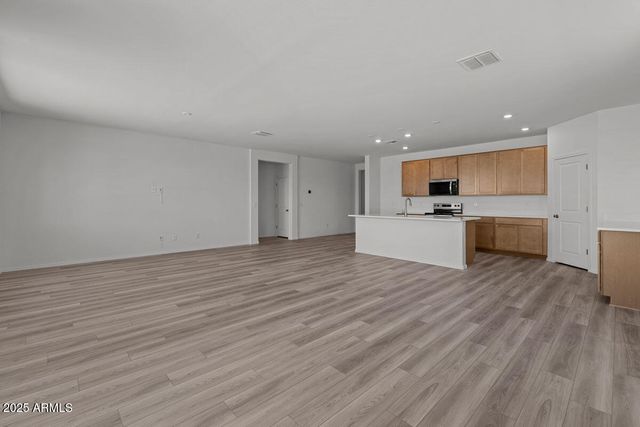 5870 S 246TH Lane, Buckeye, AZ 85326