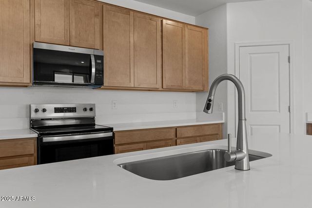 5870 S 246TH Lane, Buckeye, AZ 85326