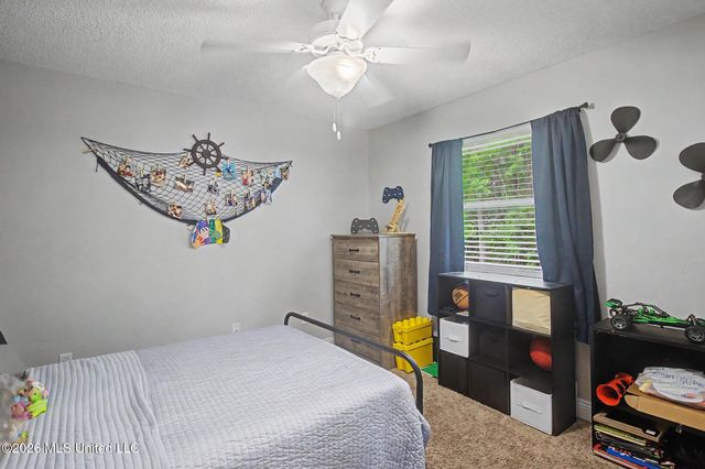 515 Royal Oak Drive, Pass Christian, MS 39571